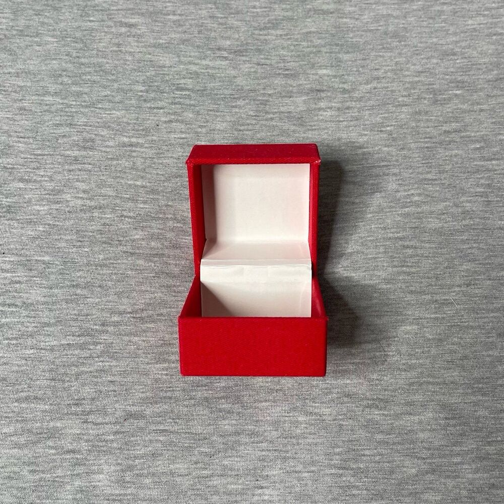 Rachel Ashwell 2.5” x 2.5” Vintage Ring Jewelry Gift Box